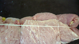 Vepřová roláda s paprikami