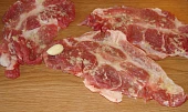 Zapečená vepřová krkovička, Připravené maso