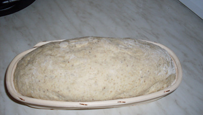 Bramborový chleba III., v  ošatce