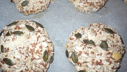 Celozrnné housky