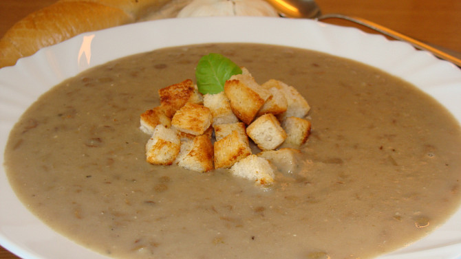 Čočková polévka s česnekem - jednoduchá, Dobrou chuť ;-)