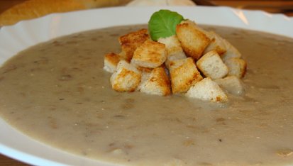 Čočková polévka s česnekem - jednoduchá