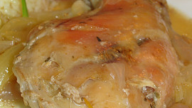 Králík v estragonovo-hořčicové košilce