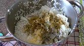Mahshi v baklažáne (egyptský recept), pridané koreniny - soľ, čierne korenie a mletý indický kmín