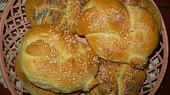Malé housky nebo rohlíčky (housky)