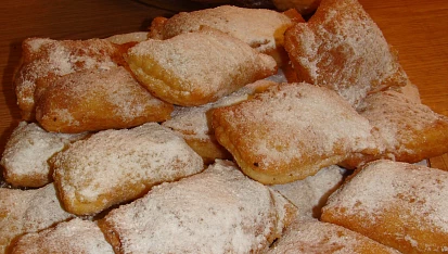 Sladká smaženice, Jedny s povidly a jedny s jah.marmeládou