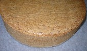 Ořechový dort s pudinkovým krémem, Upečený korpus