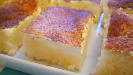 Peřinková buchta s pudinkem