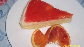 Piškotová buchta s tvarohem a pomerančovým želé