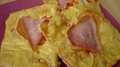 Pizza na celý plech (valentýnská pizza)
