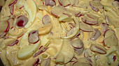 Salát z ředkviček (Po zamíchání všech ingrediencí)