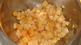 Šunkové knedlíčky  jednoduché - zavářka do polévky