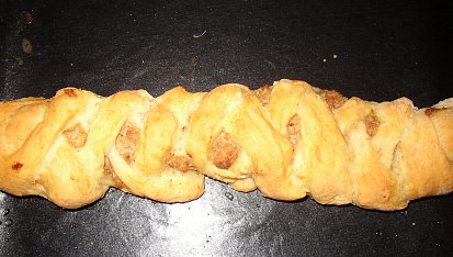 Šunkové posúšiky, upečeno jako závin
