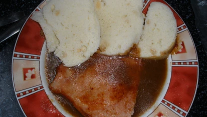 Švestková omajda s uzeným a HK