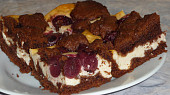 Tvarohový koláč s třešňovými hnízdy