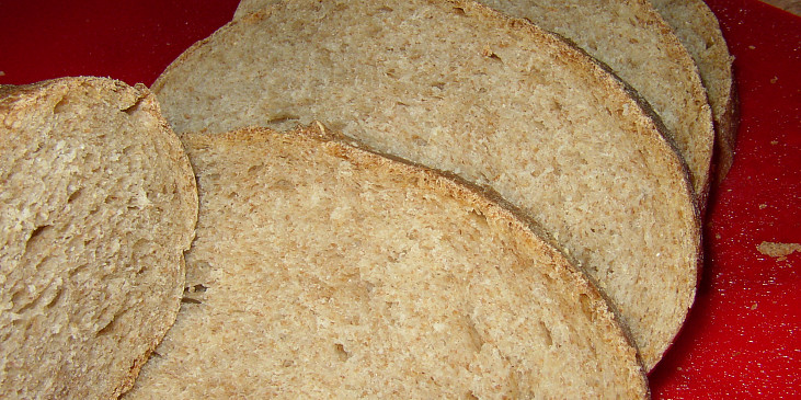 Vídeňský chléb (na řezu)