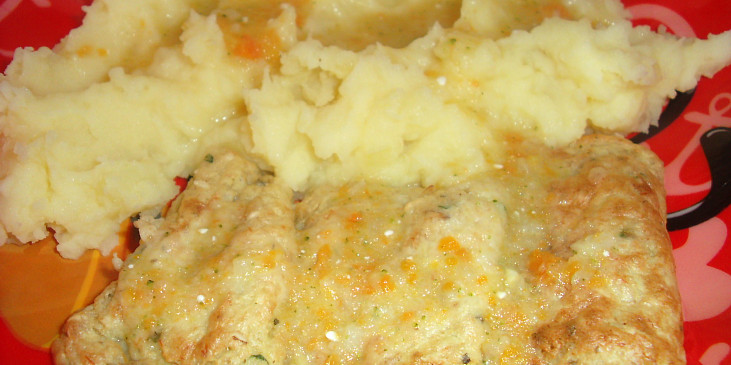 Zeleninovo-sýrová omáčka k rýži nebo masu "pro nejmenší"