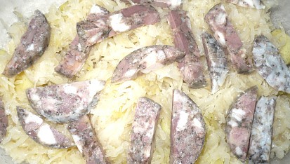 Brambory zapečené s tlačenkou