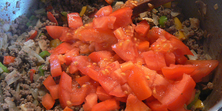 Chilli con carne arabico (pridáme nakrájané paradajky)