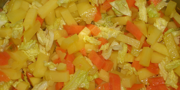 orestovaná zelenina (mrkev, brambory, kapusta)