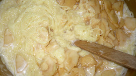 Jablkové nudle