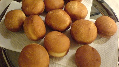 Koblihy s džemem a nutelou