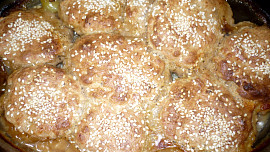 Kuřecí maso s celozrnými placičkami