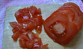 Shawerma (šaverma) po mojom (umyjeme si a nadrobno nakrájame paradajky)