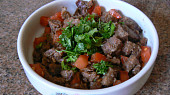 Shawerma (šaverma) po mojom (pridáme nadrobno nakrájanú petržlenovú vňať)