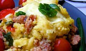 Zapečená polenta s kuřecím masem