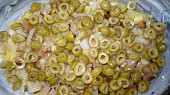 Zapečená polenta s olivami