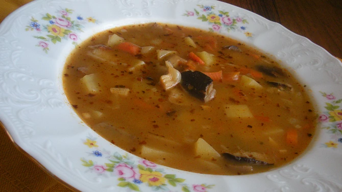 Babiččina bramboračka, Polévka s přidáním mleté červené papriky