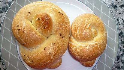 Babiččiny "startovací" žemličky (jinak housky)