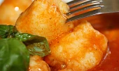 Bramborové gnocchi s rajskou omáčkou, Bramborové gnocchi s rajskou omáčkou