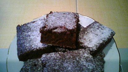 Kakaová buchta s kompotem