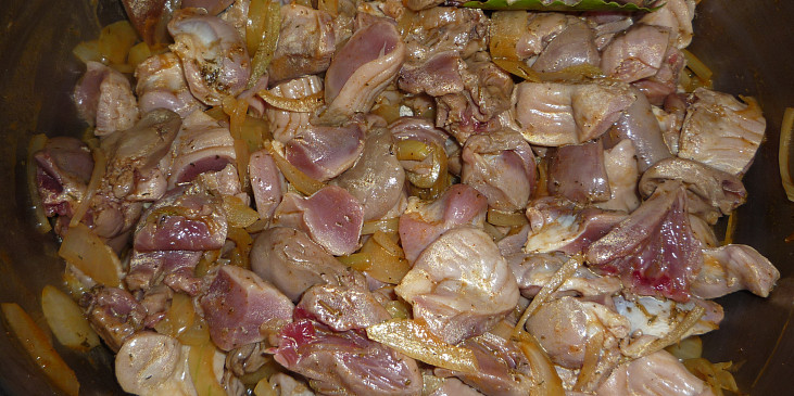 Kuřecí srdíčka s kuřecími žaludky