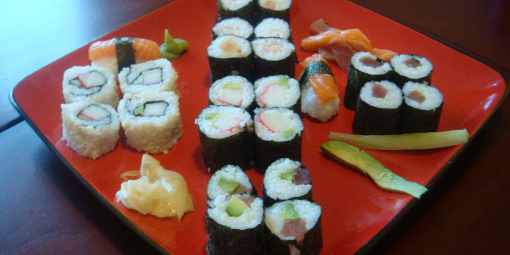 Maki sushi (sushi)