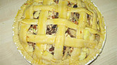 Mřížkový koláč bez vajec s jablky a ananasem