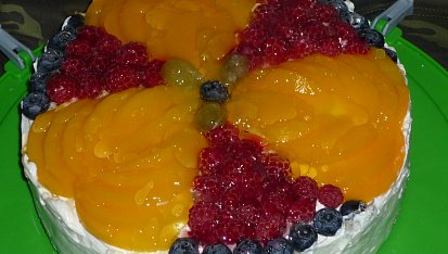 Ovocný dortík - zdobení