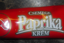 Cena 25,-Kč u pultu s masem Kaufland