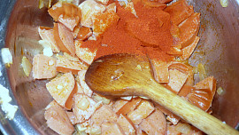 Pohanková polévka s uzeným masem