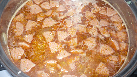 Pohanková polévka s uzeným masem