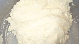 Polévka z červené řepy s tvarohovými noky