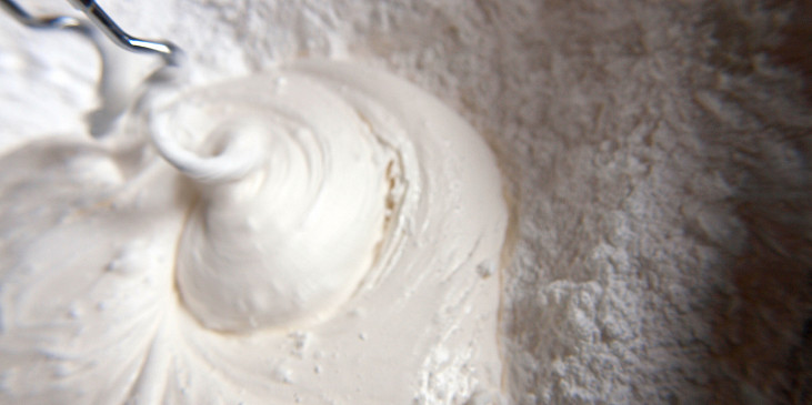 Potahovací hmota (marshmallow s cukrem)