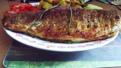 Pstruh barbecue, plněný petrželkou, Pstruh barbecue, plněný petrželkou