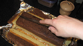 Šachy koláč (Battenberg Cake)