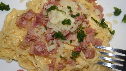 Špagety à la carbonara