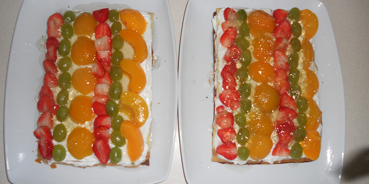 Svěží dvoubarevné dortíky (:)))