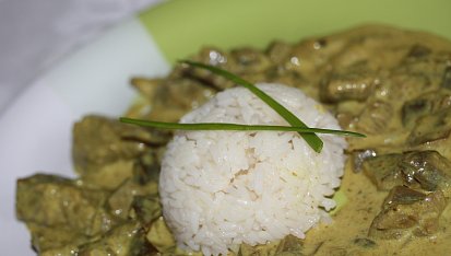 Vepřové kostky s hlívou na kari, Vepřové kostky s hlívou na kari