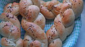 Babiččiny "startovací" žemličky (jinak housky)
